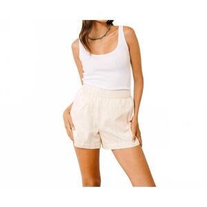 NEW SUNSHINE TIENDA eyelet bermuda shorts in ivory